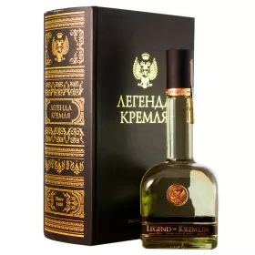 Водка Ладога ЛЕГЕНДЫ КРЕМЛЯ 0.7л в подарочной упаковке (фолиант)