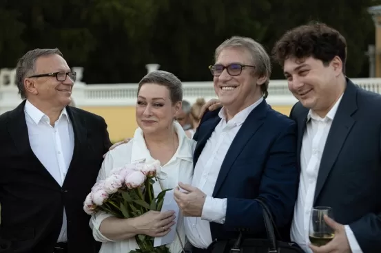 Вручение премии «Хрустальная Турандот» Вручение премии «Хрустальная Турандот»