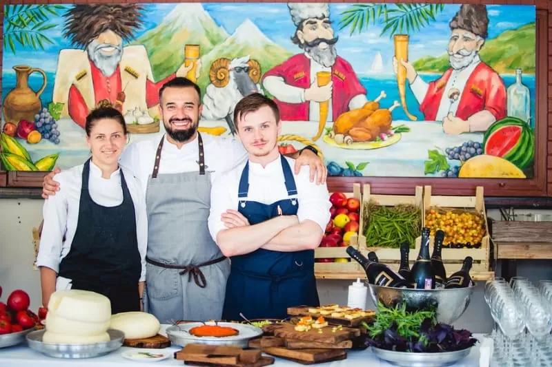 Бранч Владимира Мухина в Че?Харчо!