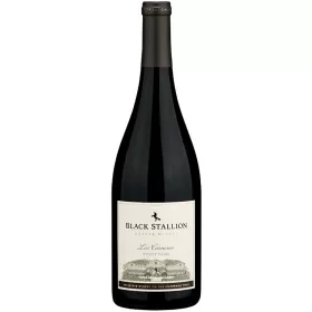 Вино Black Stallion PINOT NOIR