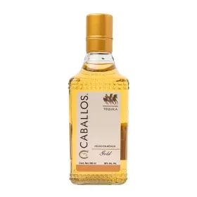 Текила 3 Кабальос ГОЛД 0.5л