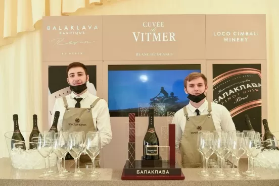 Открытие навигационного сезона В ЯХТ-КЛУБЕ «КРОКУС СИТИ» Открытие навигационного сезона В ЯХТ-КЛУБЕ «КРОКУС СИТИ»