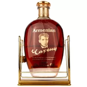 Коньяк марочный старый Чаренц КС 10-летний 1,75л