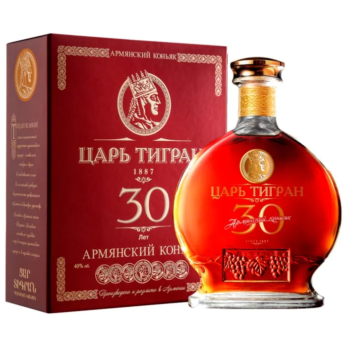 Коньяк Царь Тигран 30-летний 0.7л в подарочной упаковке, 
