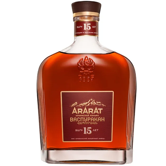 Коньяк армянский выдержанный АРАРАТ «Васпуракан» 15-летний 0.5л, 
