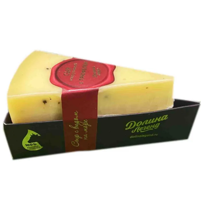 Сыр выдержанный из коровьего молока Долина Легенд С ТРЮФЕЛЕМ 200 гр