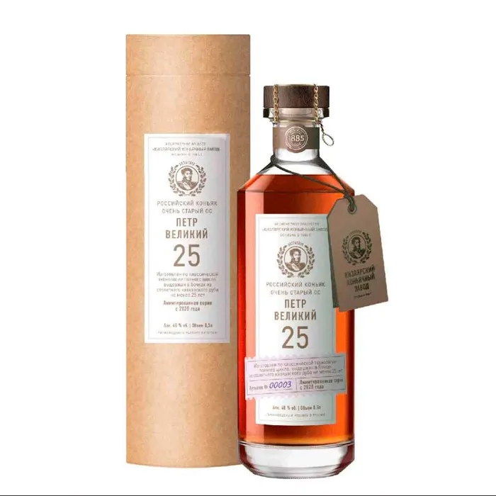 Коньяк ККЗ МЮЗЛЕ «Петр Великий» 0.5л в тубе, 